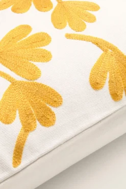 Funda cojín algodón flores bordadas