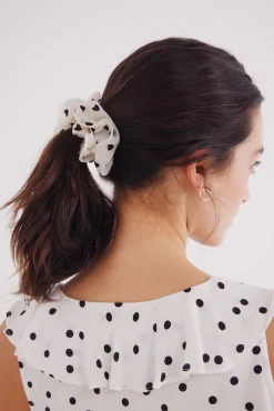 Goma de pelo corazones