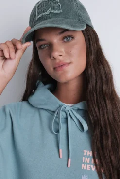 Gorra algodón logo bordado botella