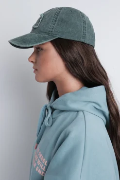 Gorra algodón logo bordado botella