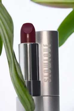 Labial Dark Red