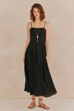 Leah. Vestido con godets
