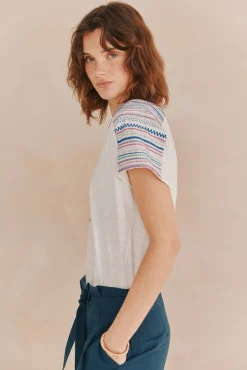 Martina. Camiseta bordada
