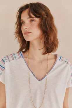 Martina. Camiseta bordada
