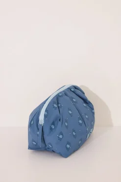 Neceser grande acolchado estampado azul