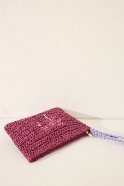 Neceser pequeño rafia estampado morado