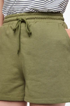 Pantalón corto