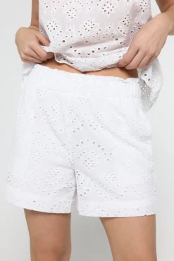 Pantalón corto