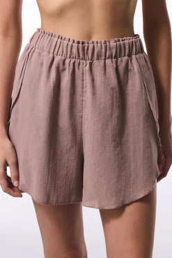 Pantalón corto cintura elástica marrón