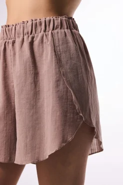 Pantalón corto cintura elástica marrón