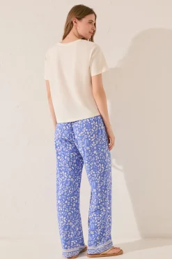 Pantalón largo estampado flores azul