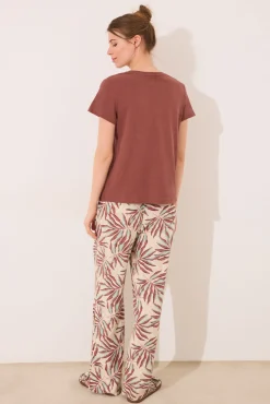 Pantalón largo estampado hojas marrón