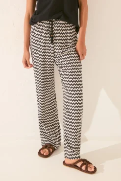Pantalón largo viscosa estampado ikat
