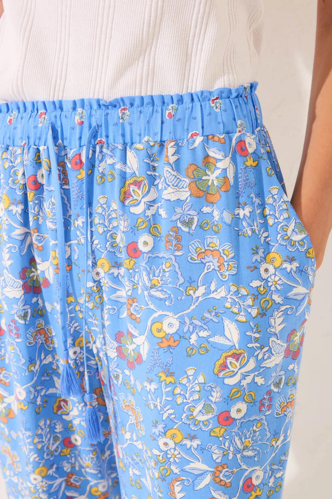 Pantalón largo viscosa flores azul