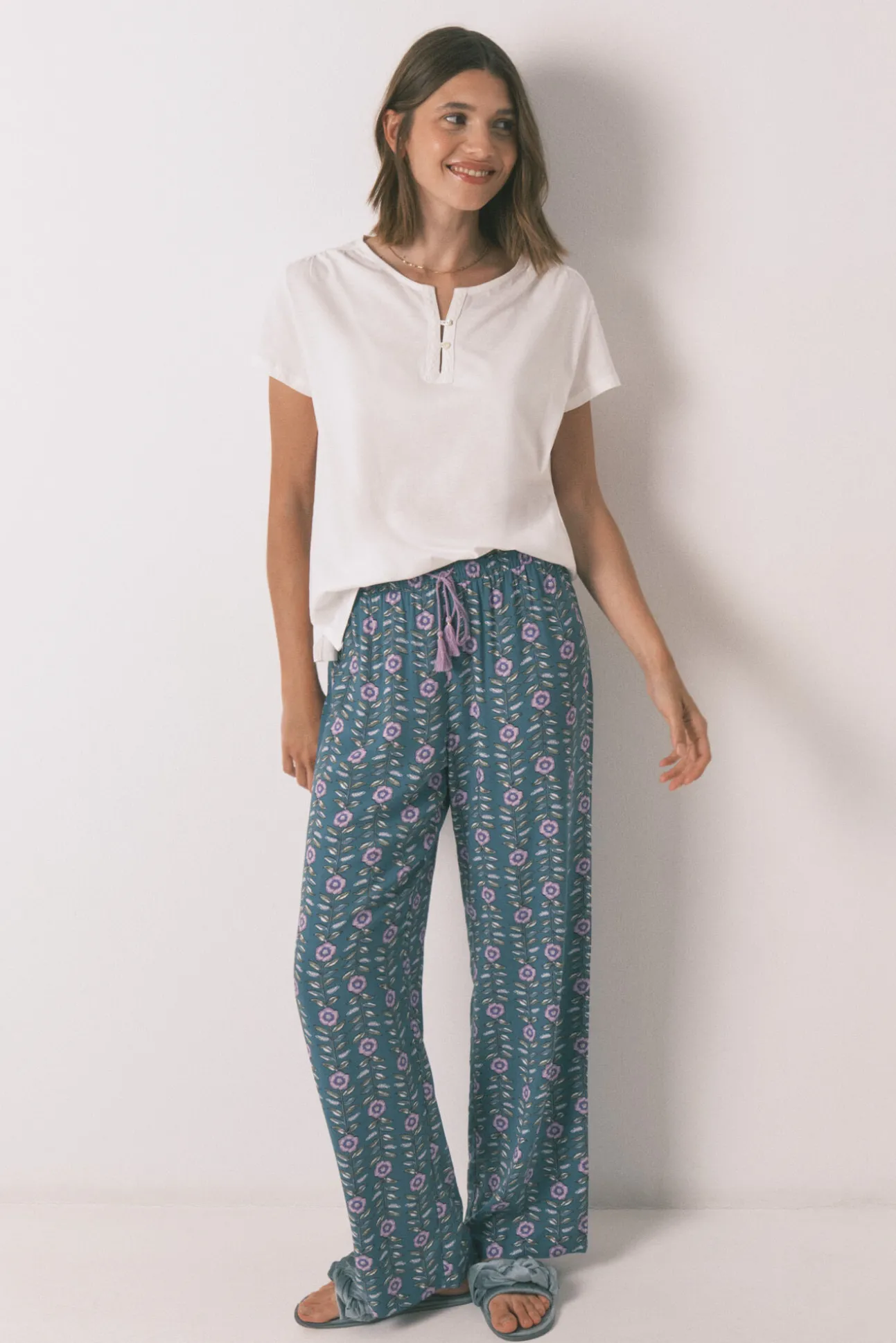 Pantalón largo viscosa print flores