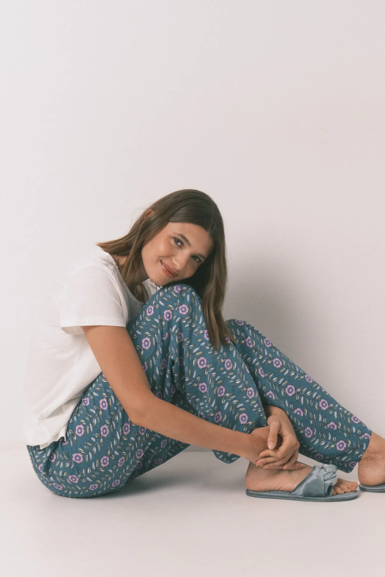 Pantalón largo viscosa print flores