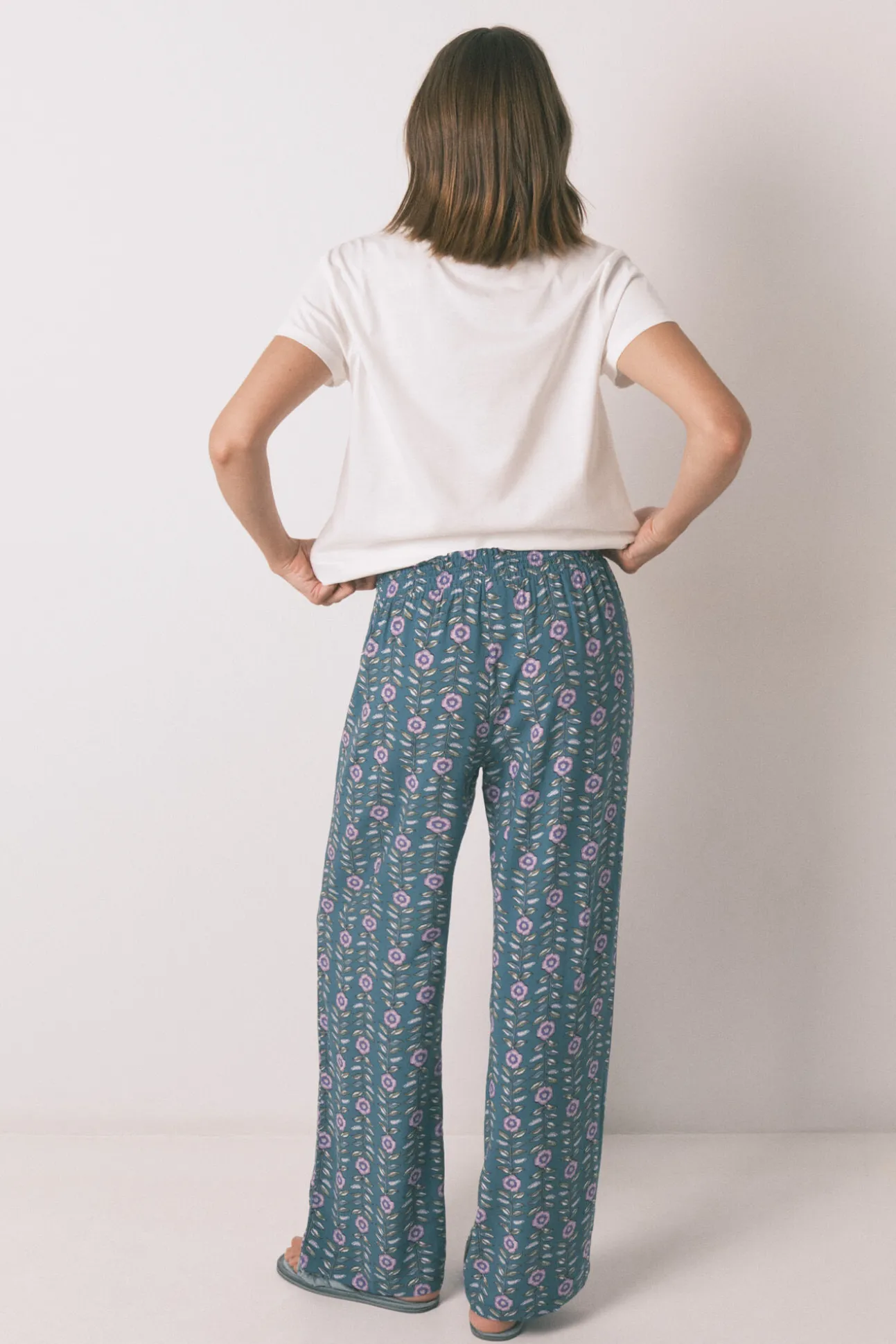 Pantalón largo viscosa print flores
