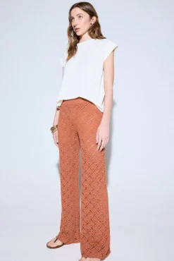 Pantalón punto desagujado