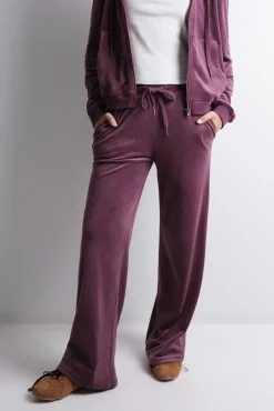 Pantalón terciopelo suave vino