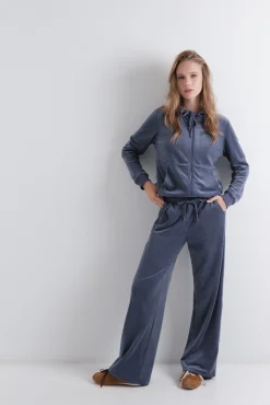 Pantalón terciopelo suave azul