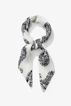 Pañuelo Plisado Estampado Paisley