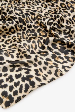 Pañuelo sedoso leopardo