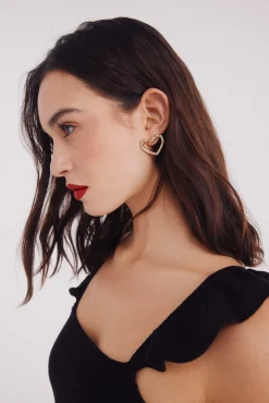 Pendientes corazones dorados