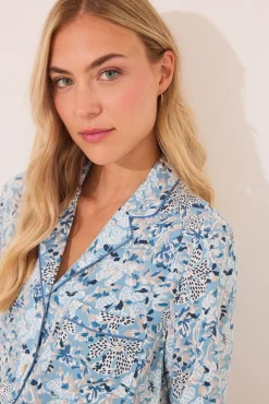 Pijama camisero largo viscosa flores azul