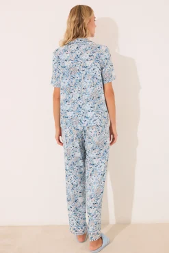 Pijama camisero largo viscosa flores azul