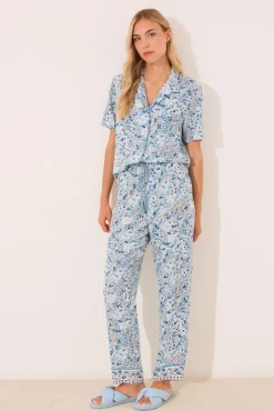 Pijama camisero largo viscosa flores azul