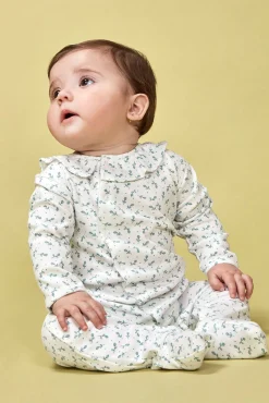 Pijama estampado florecitas verde
