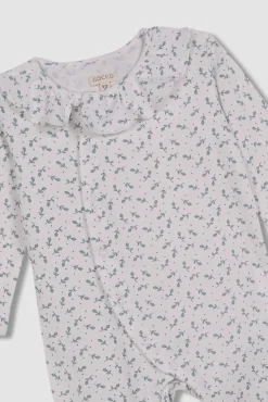 Pijama estampado florecitas verde