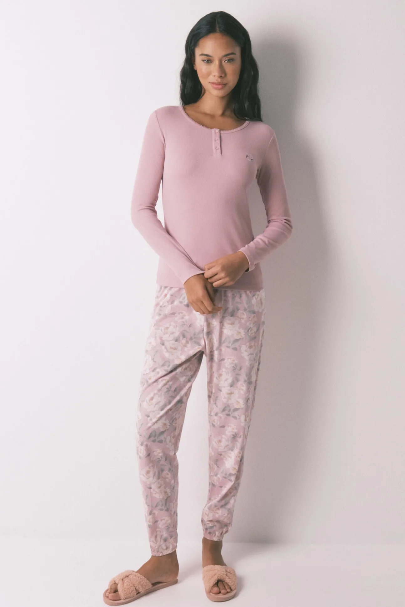 Pijama largo algodón estampado floral rosa