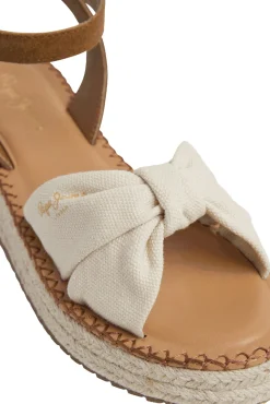 Sandalias De Cuña Con Tiras Cruzadas