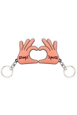 Set de 2 llaveros - Manos en forma de corazón