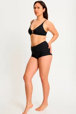 Short bikini menstrual