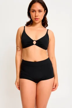 Short bikini menstrual