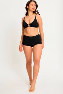 Short bikini menstrual