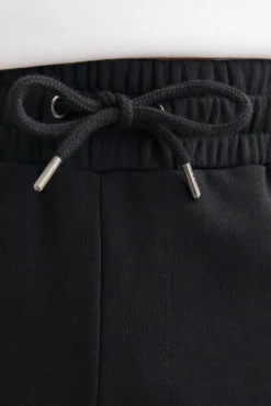 Short regular fit estilo jogger