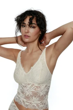 Sujetador crop top de encaje Zinnia