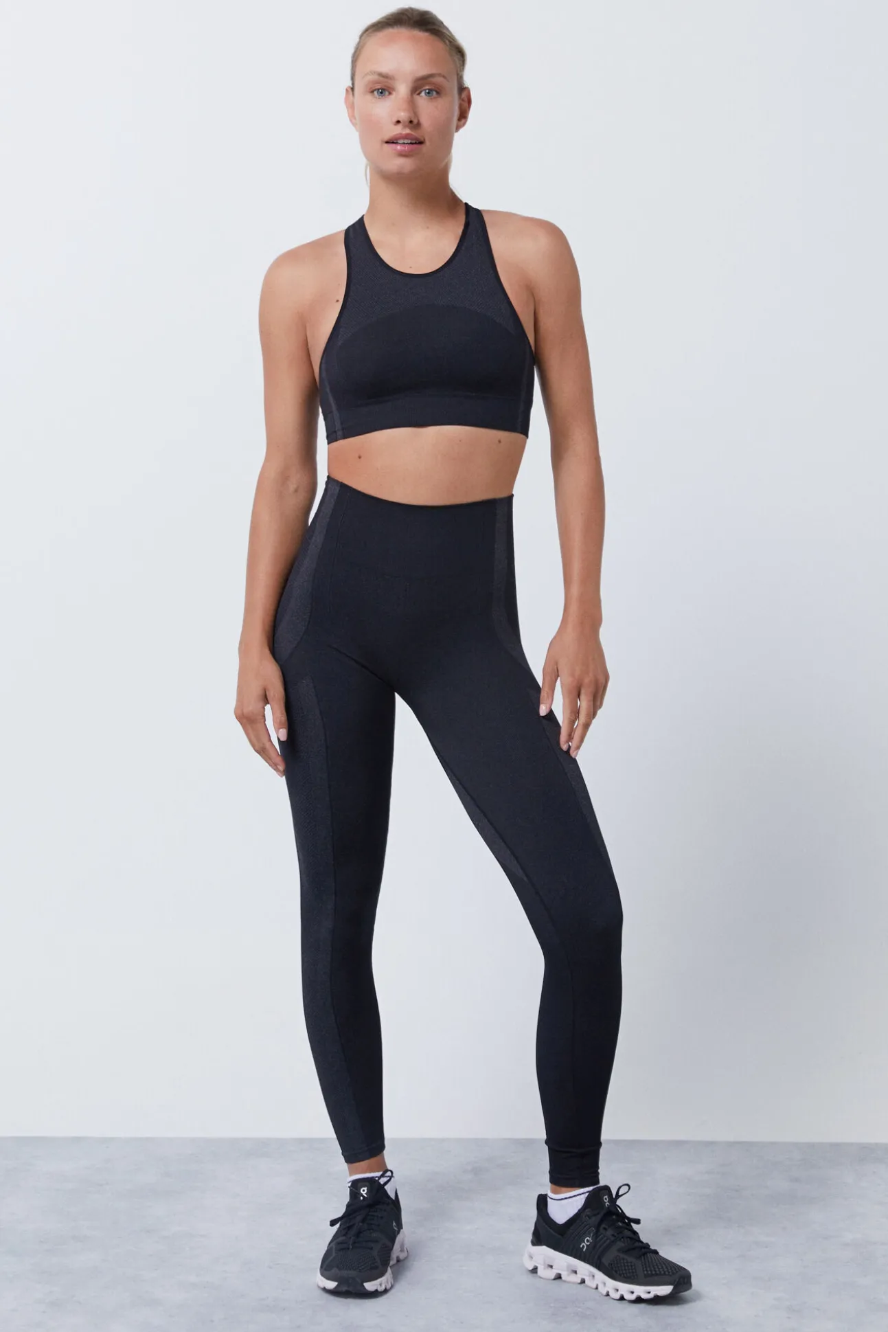 Sujetador deportivo negro Seamless Fit