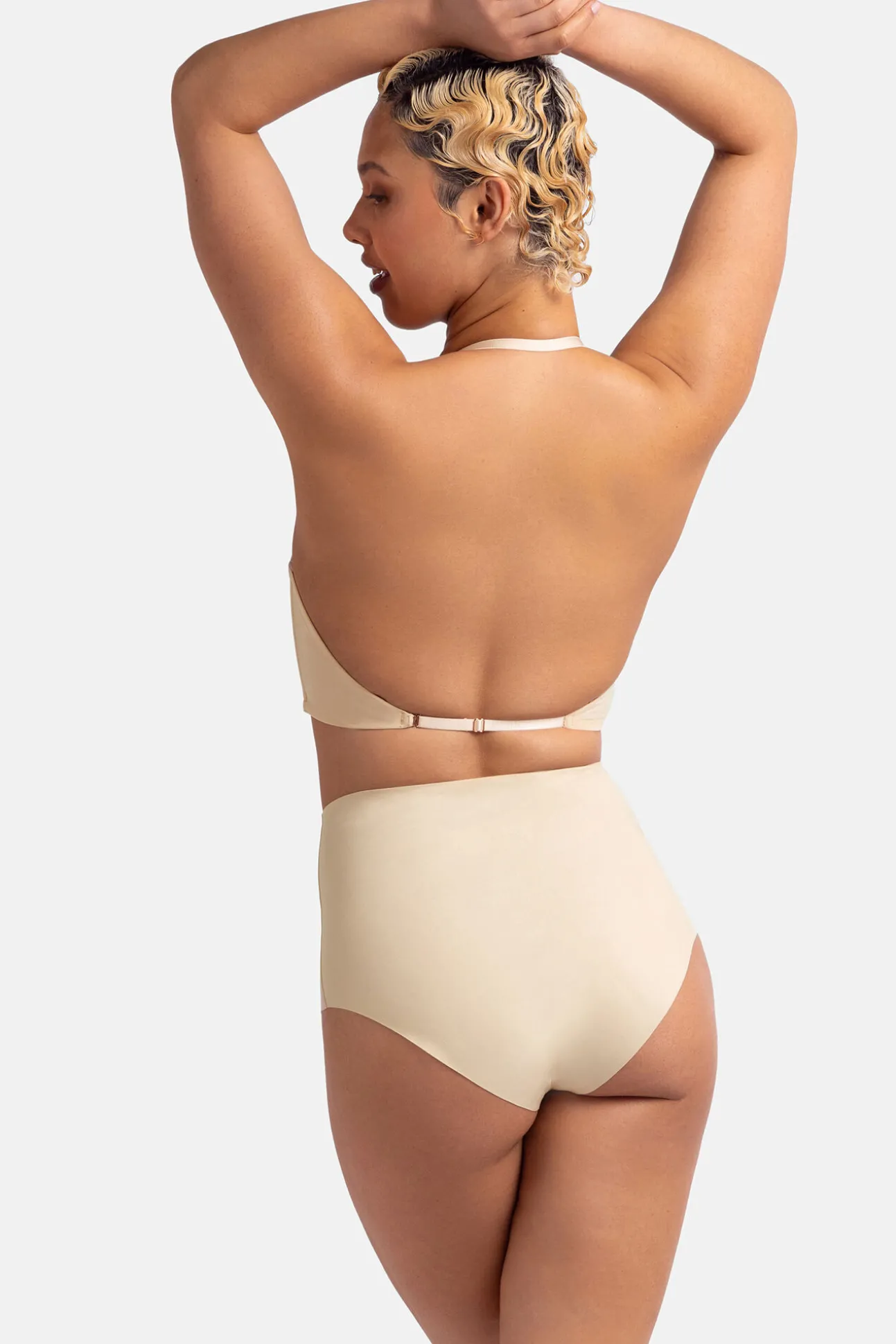 Sujetador multiposición escote profundo nude