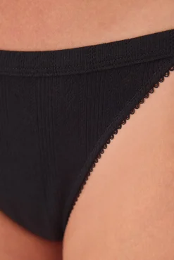 Tanga algodón desagujado negro