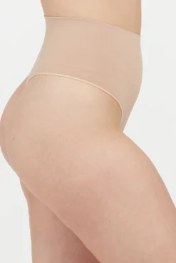 Tanga moldeador de talle alto nylon reciclado