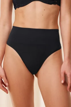 Tanga Triumph Soft Sculpt Bandeau String