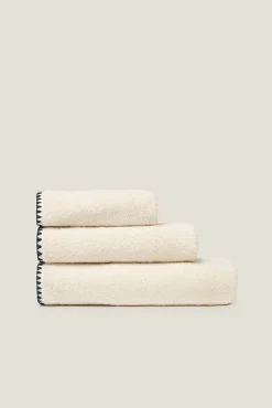 Toalla baño pespunte