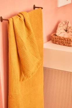 Toalla de baño mostaza Marte