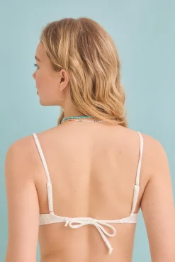Top bikini bandeau textura miniflor blanco