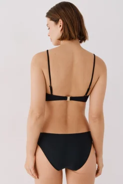 Top bikini negro cadena