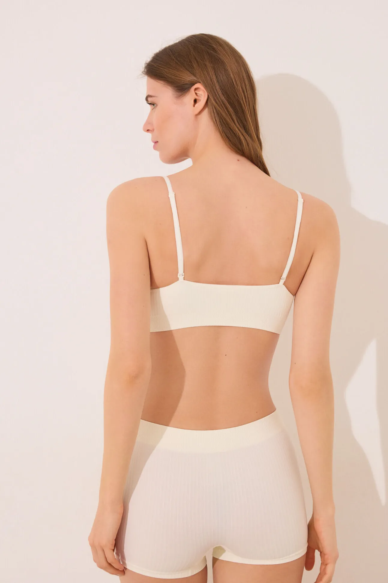 Top canalé seamless blanco